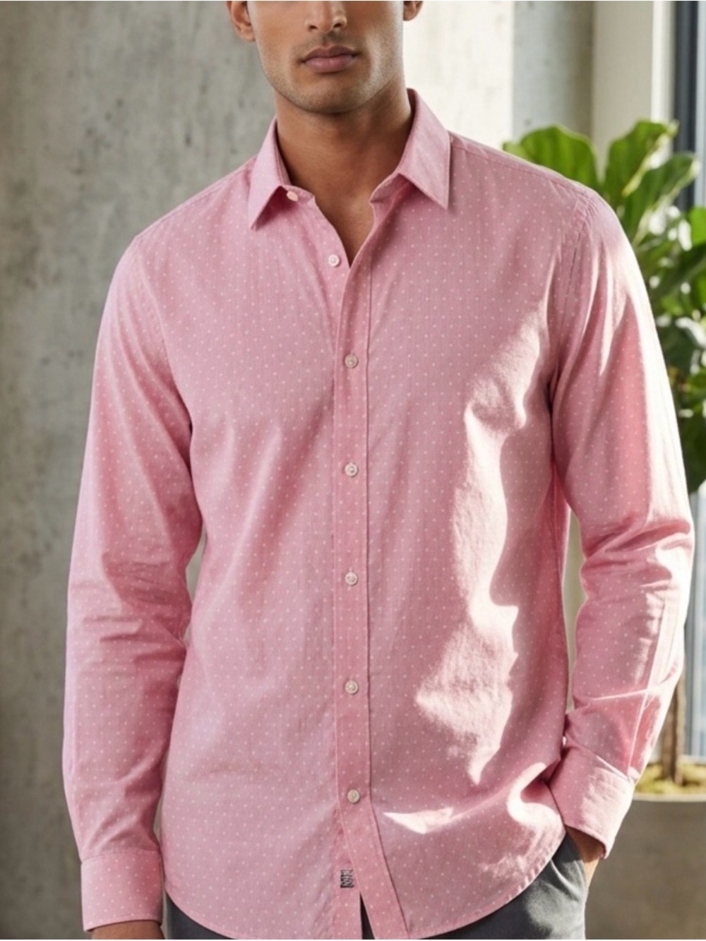EXPRESS Men's Long-Sleeve Pink Dot Button-Down Shirt